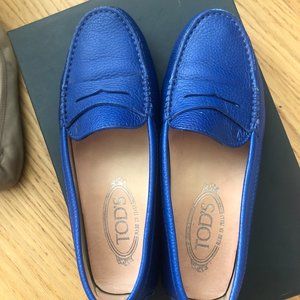 Tod's diamond blue loafer. Very good condition